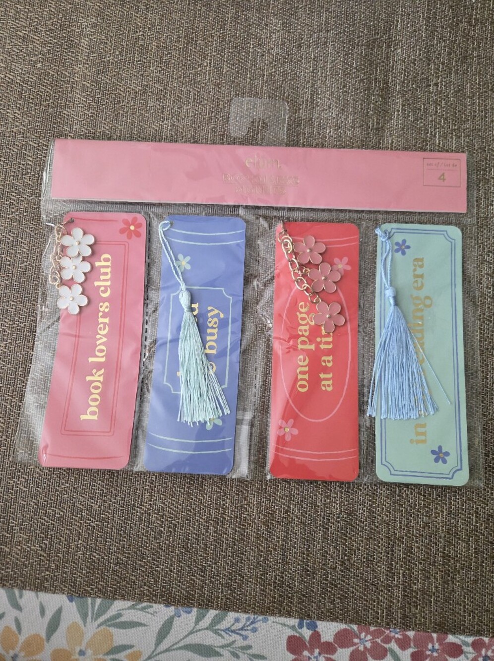 Set of 4 Floral Tassel Bookmarks - Pink, Blue, Red, Mint